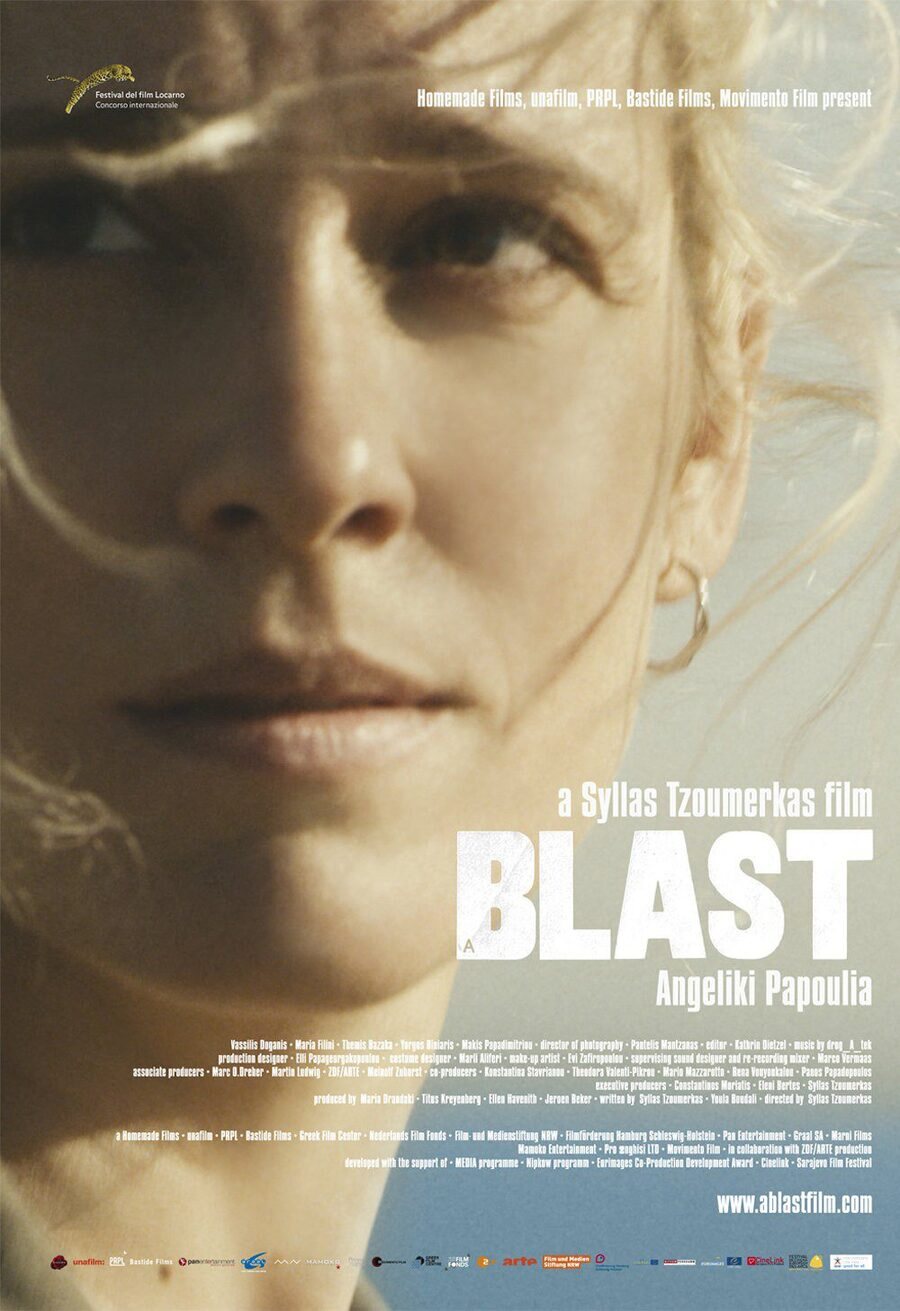 Cartel de A Blast - Internacional