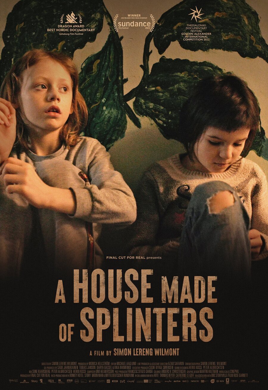 Cartel de A House Made of Splinters - EEUU