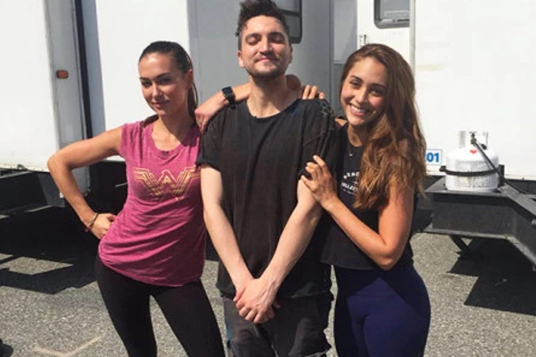 Tasya Teles (Echo), Richard Harmon (Murphy) y Lindsey Morgan (Raven)