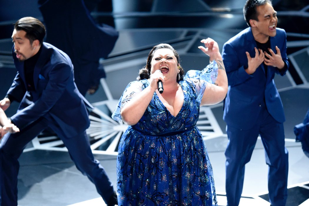 Keala Settle cantando 'This Is Me'